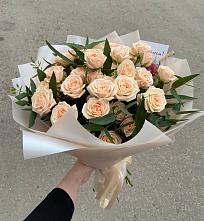 Букет Кремовые розы Латте в Подлужном