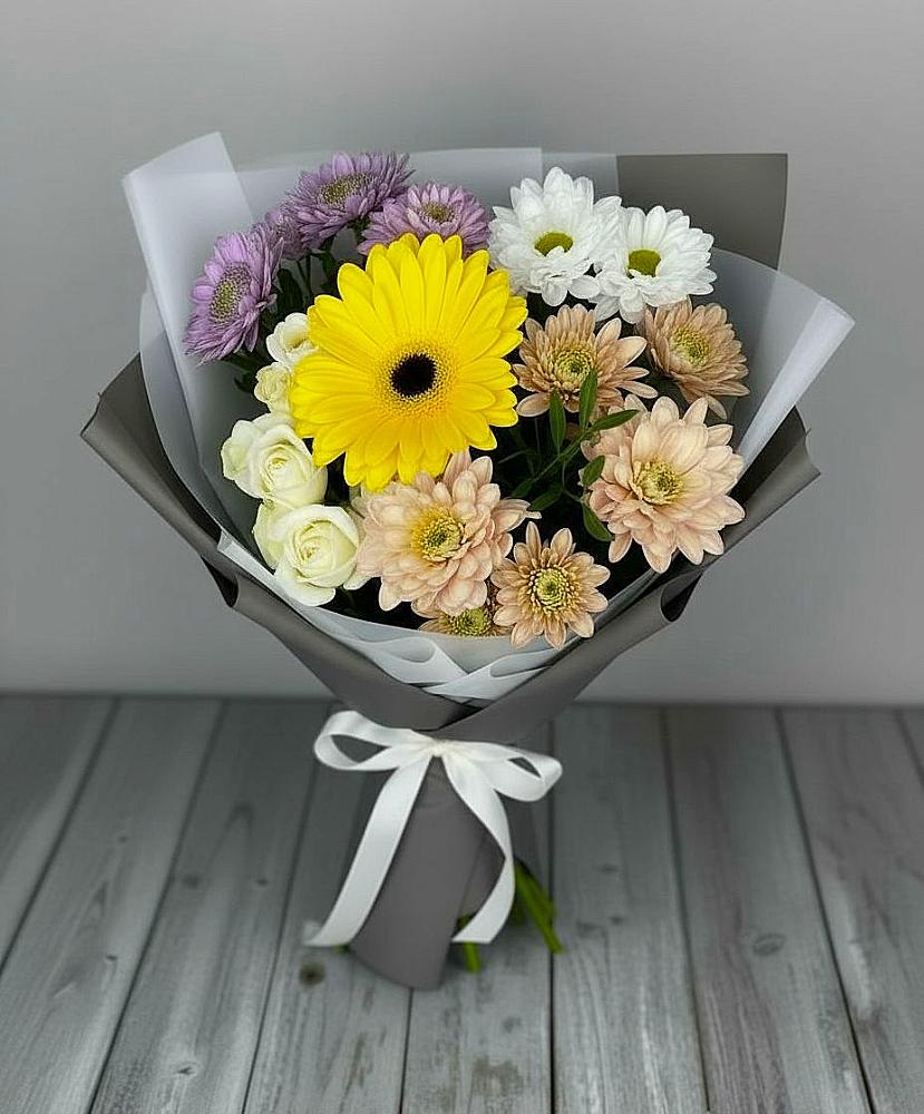 Букет цветов из: Розы, Герберы и Хризантемы в Подлужном
