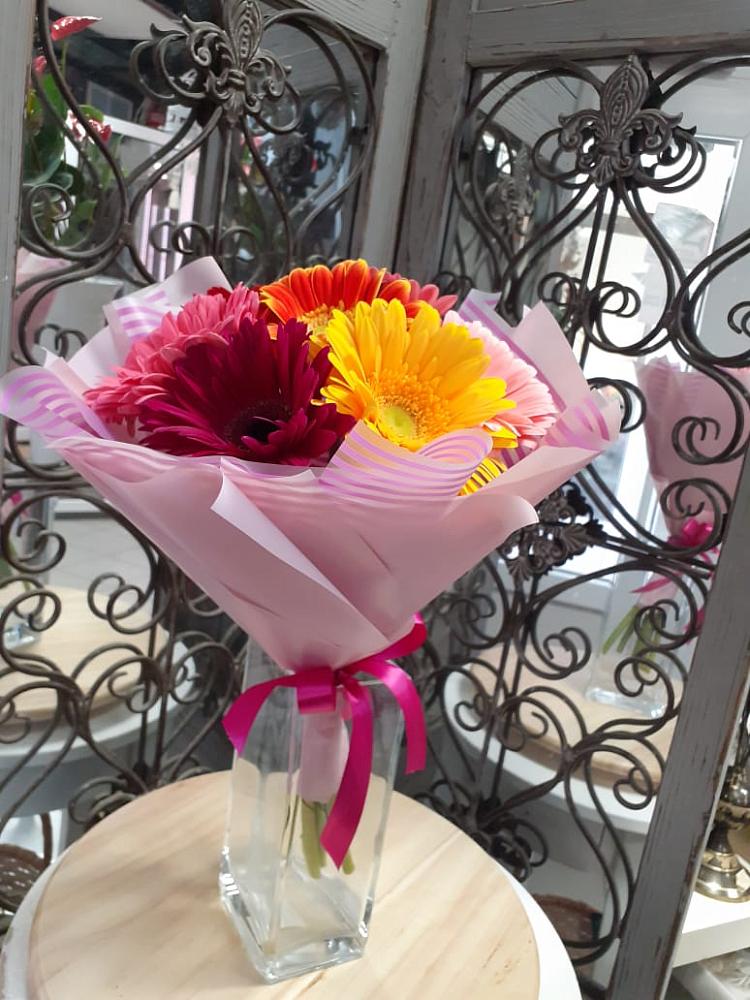 Букет цветов из: Герберы в Подлужном