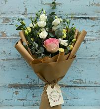 Букет цветов из:  Розы и Лизиантусы в Подлужном